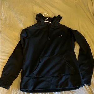 Nike therma fit hoodie